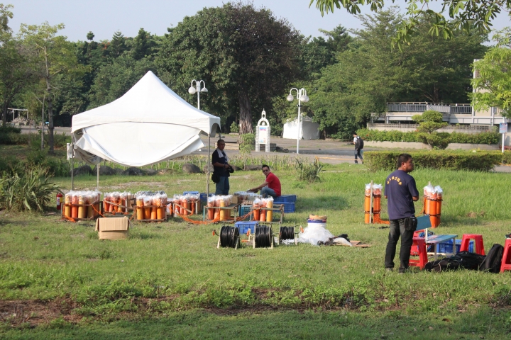 八人行、大場面，快樂野餐趣！(圖多)