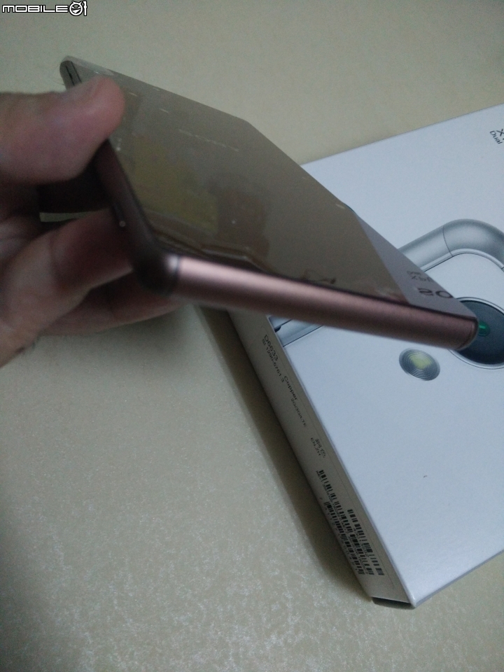 SONY Xperia Z3 DUAL (香港)雙卡版~簡單開箱~應該是台灣第一開吧><~