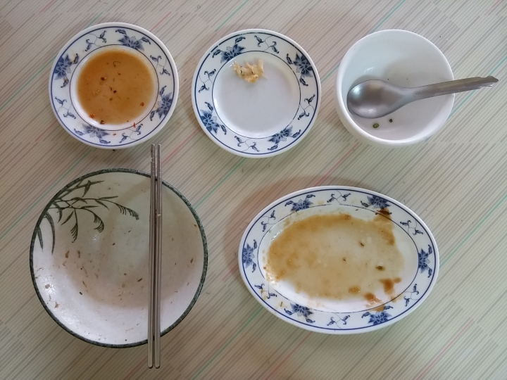 鳳山區阿倡麵店(鴨蛋麵、米粉、粿仔條)-古早味銅板美食
