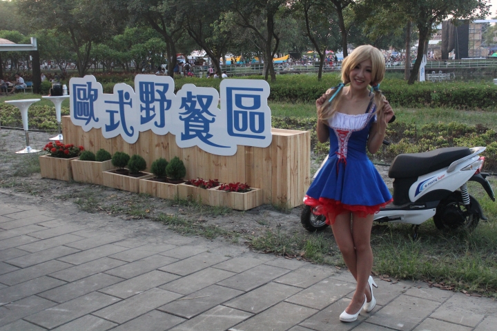 八人行、大場面，快樂野餐趣！(圖多)