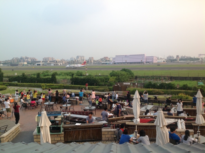 中年夫妻的環島夢~8天7夜 10/18~10/25 (第一天)