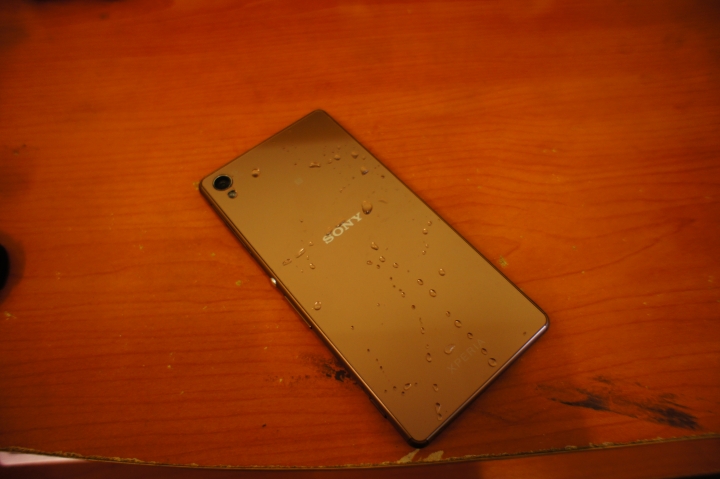(10/24最後更新)該不會是全台第一支.. SONY Z3進水送修
