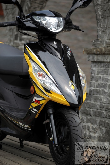 請問  跪求大大能將  最近suzuki  GSX-RR  配色  移植到 NEX身上嗎?