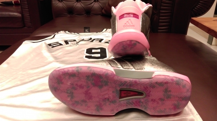 [易開罐][ADIDAS] Crazy 1 ” FLORIST CITY" PE JOHN WALL 櫻花一哥