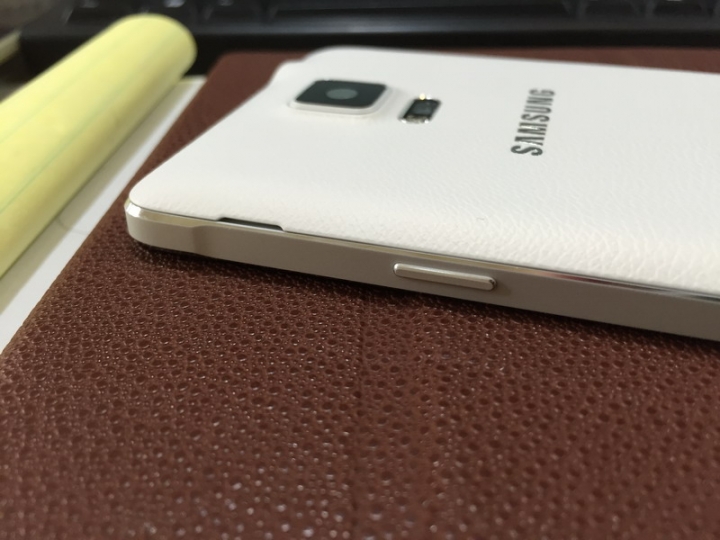 Samsung NOTE4實機把玩首發