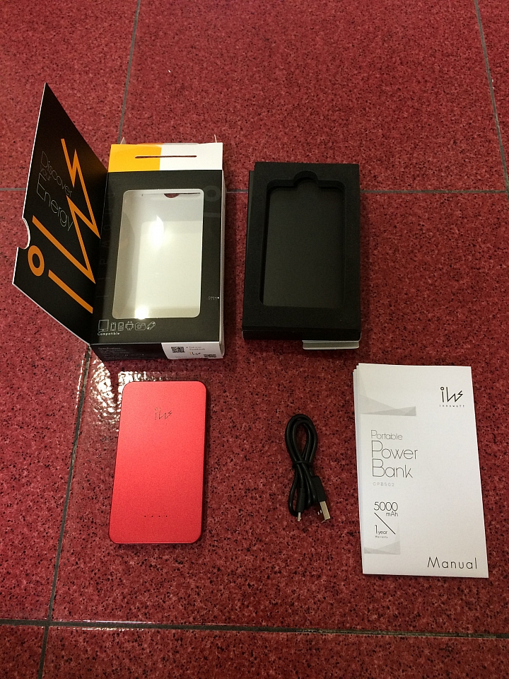 [郭董牌] 鴻海行動電源 Innowatt 5000mAh 純開箱分享