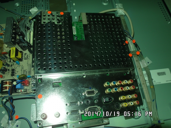 LG 32LC4D  自動關機 DIY更換機板