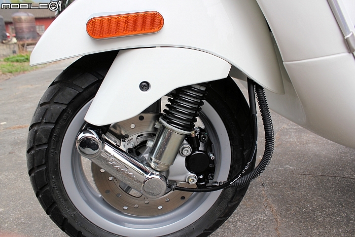 [開箱]Vespa LX125ie 雪地白. Do you Vespa?