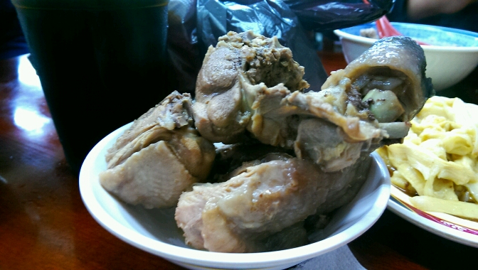 蝴蝶s 拍照顏色感覺有點跑掉