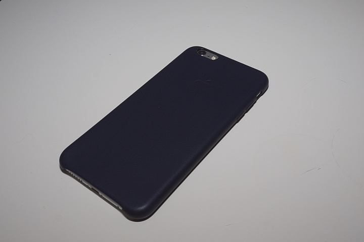 [簡單開箱]  iPhone 6 Plus 深藍色原廠皮套