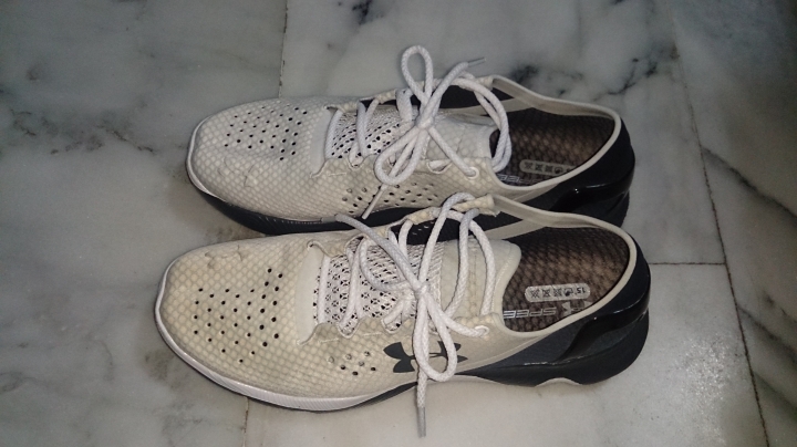 請問這該怎麼處理??(急!!)