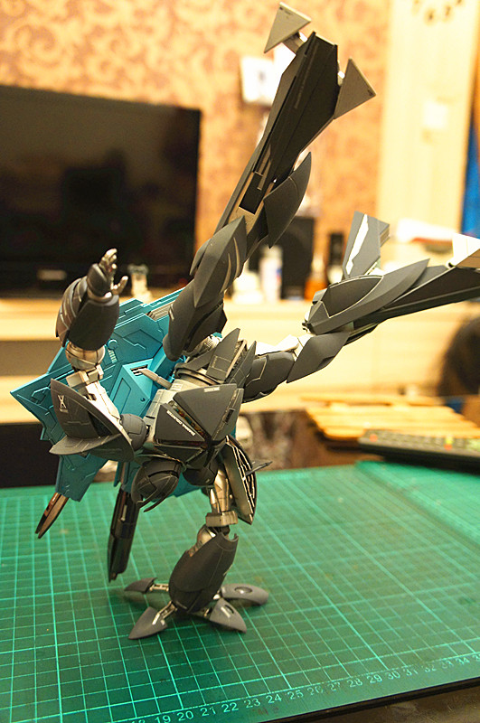 MG 1/100 TURN X