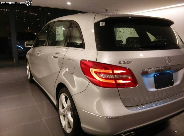 B200 cdi 半開箱