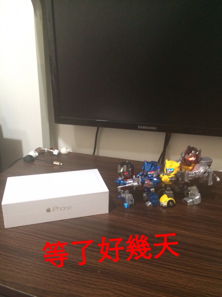 終於到貨了， 6+ 128G金