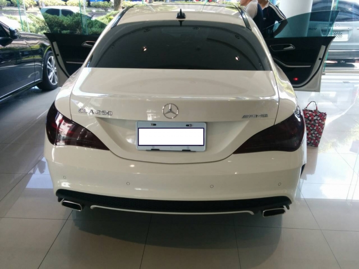Mercedes Benz CLA 250 開箱文