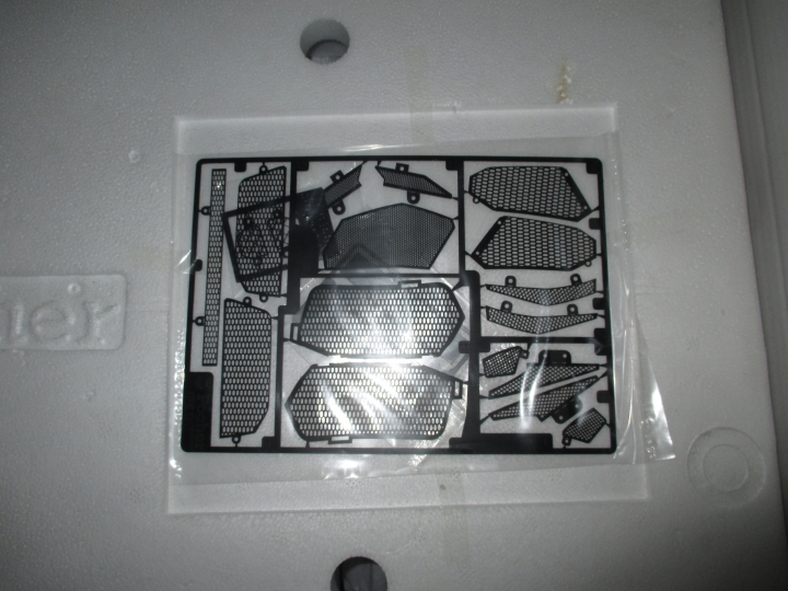 1/8 POCHER  LP 700-4 ROADSTER