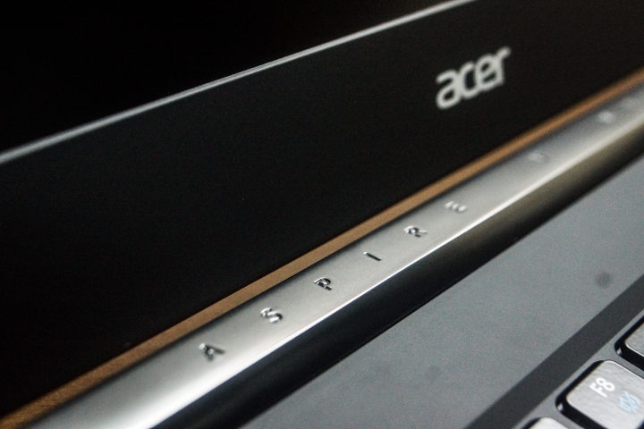 Acer V15 Nitro 開箱
