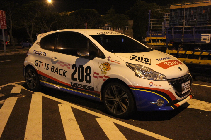 Peugeot 208GTi 熱血武嶺行