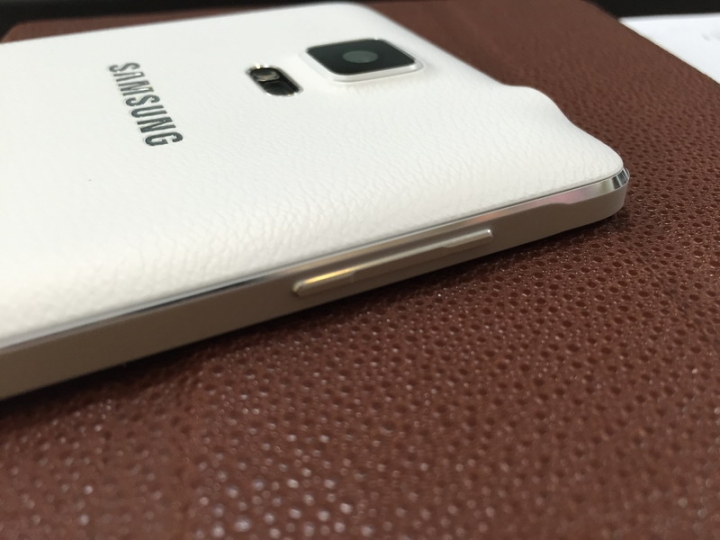 Samsung NOTE4實機把玩首發