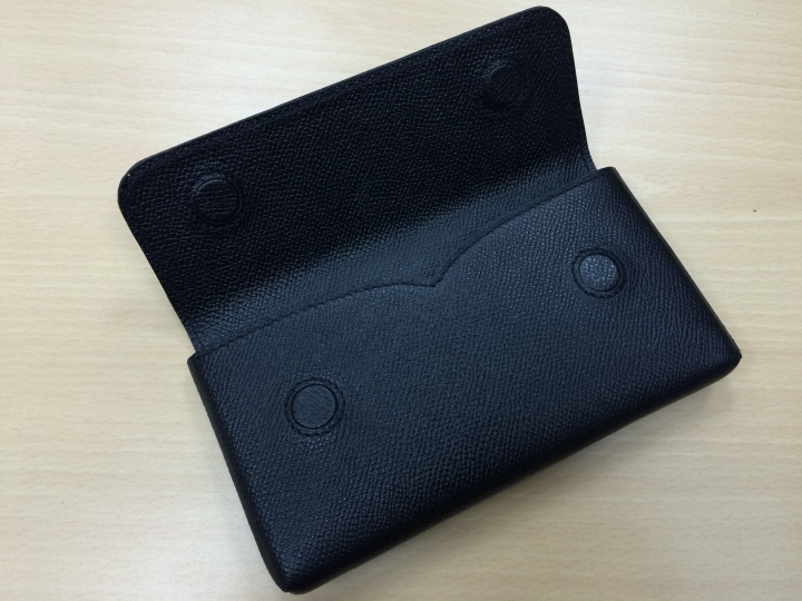 [開箱]iPhone 6 plus的橫式腰掛皮套。