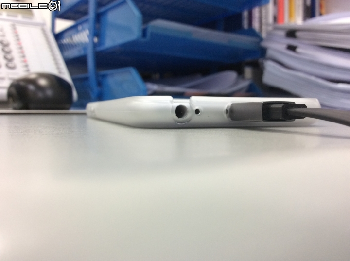 Apple Store上的Power Support Air Jacket 開箱