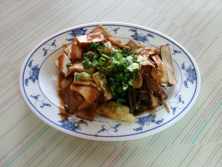 鳳山區阿倡麵店(鴨蛋麵、米粉、粿仔條)-古早味銅板美食