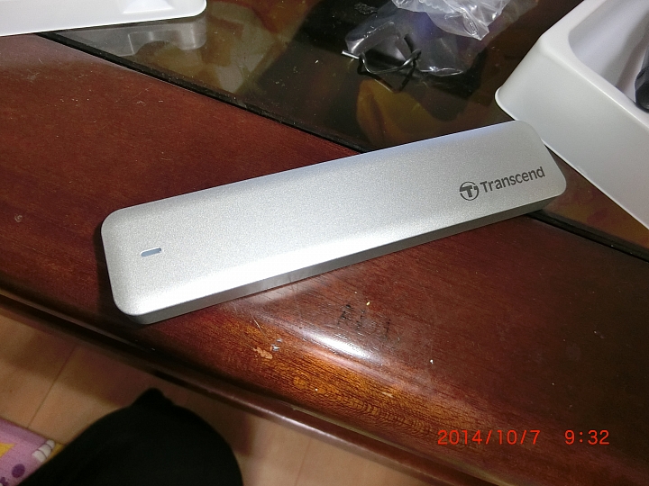 Macbook Air 13' 2012年版  128GB太小了   買個創見JetDrive 520來敗一敗