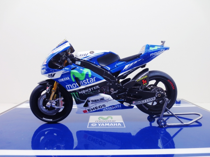 [作品分享]美夢再成真 Rossi & lorenzo鑑定過低 YZR-M1-2014