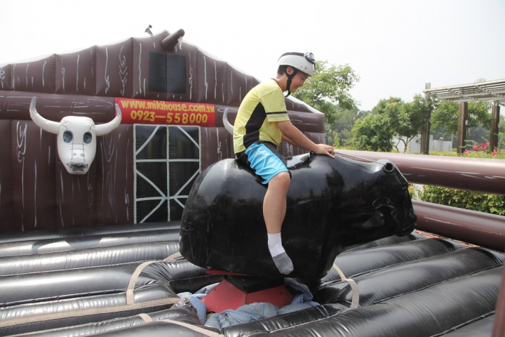 八人行、大場面，快樂野餐趣！(圖多)