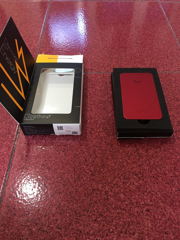[郭董牌] 鴻海行動電源 Innowatt 5000mAh 純開箱分享