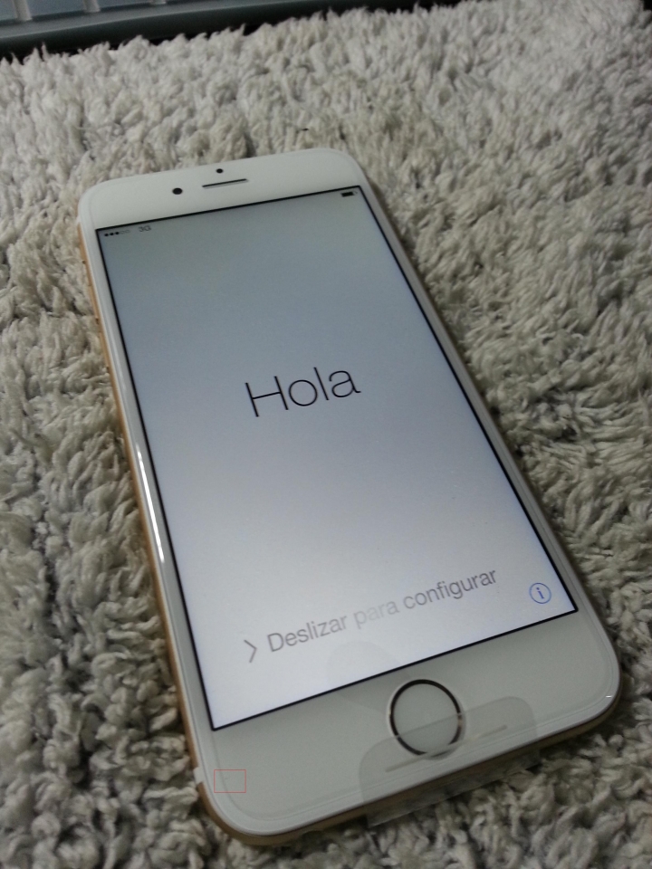 iphone 6 螢幕瑕疵(內卡顆粒小雜質)