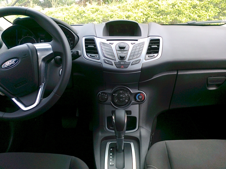 Ford 好友默契出遊去 Fiesta 1.5租車半日遊