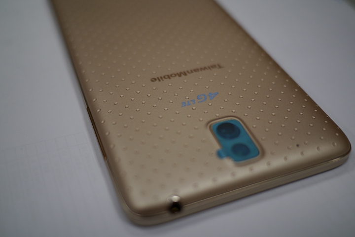 TWM Amazing X3 (4G LTE)開箱