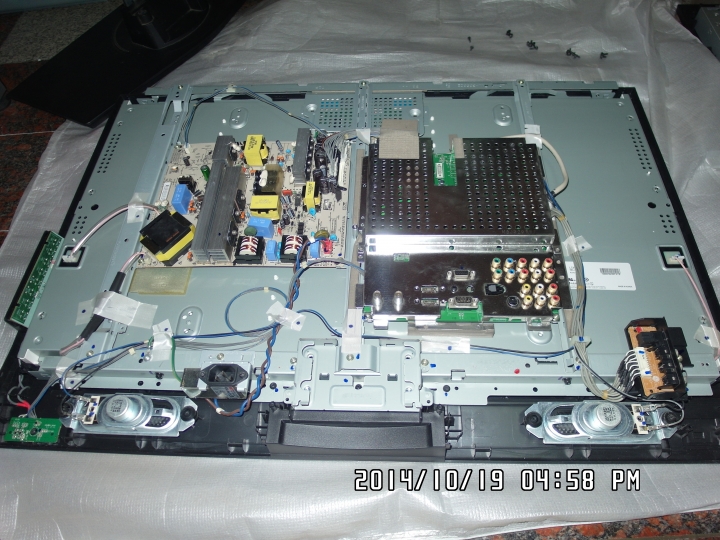 LG 32LC4D  自動關機 DIY更換機板