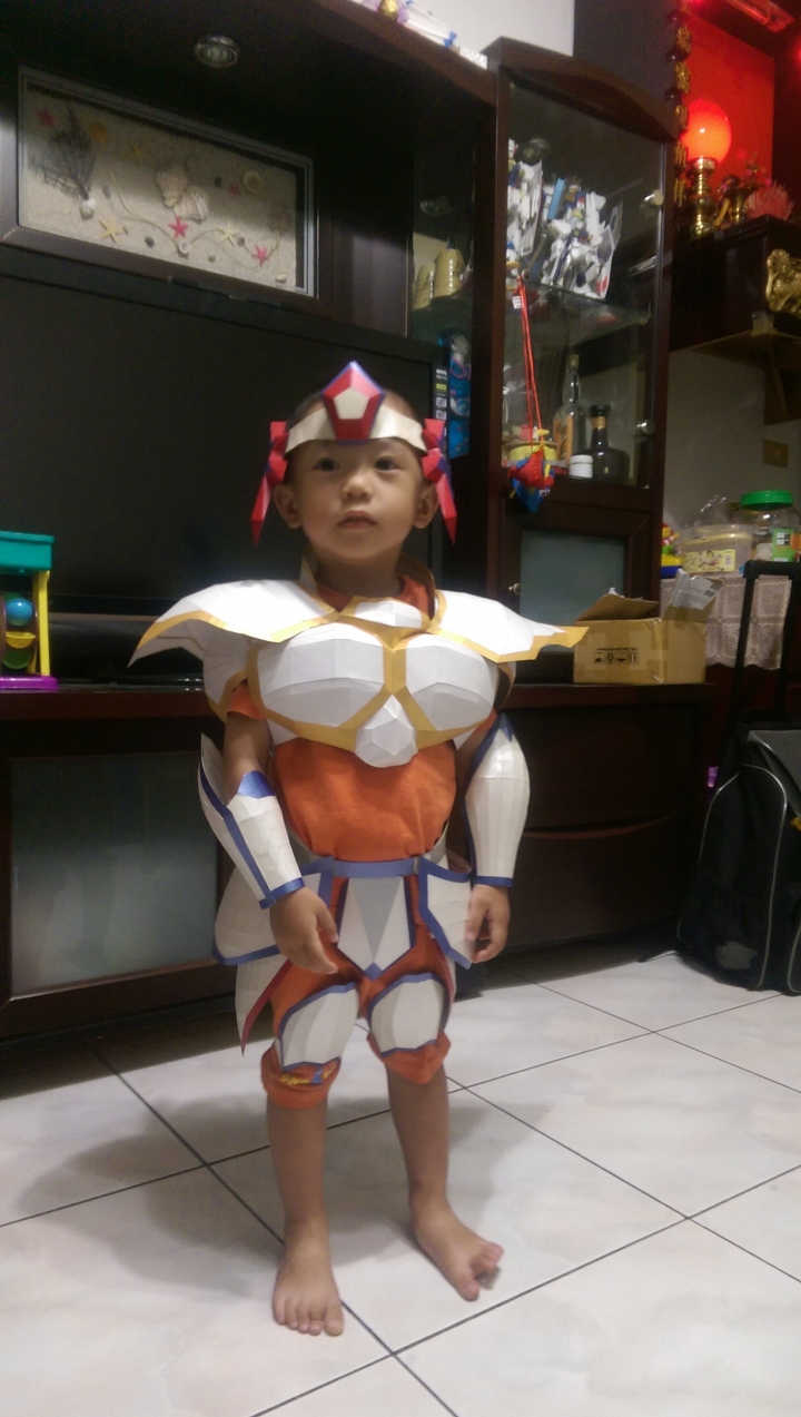 兒子的變裝日PART2-聖戰士少年現身