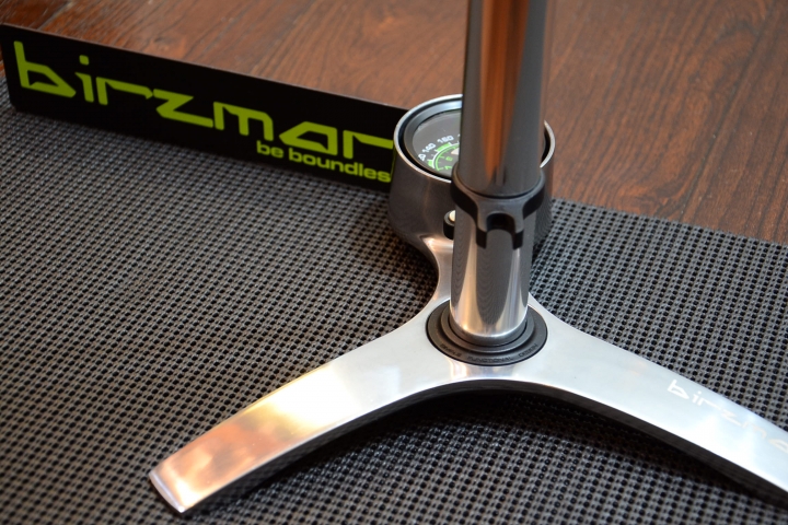 也可以很藝術品的打氣筒 ~ 心得分享 Birzman Zacoo Maha II 打氣筒