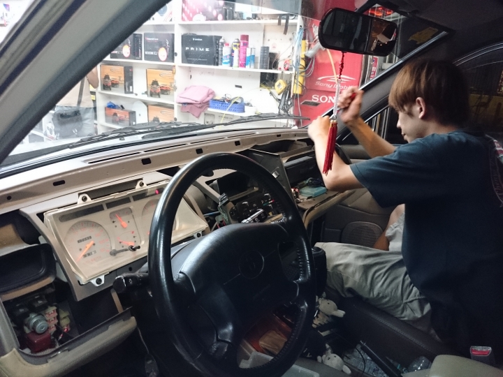 SONY MEX N4050BT  [ '07TOYOTA 瑞獅 音響主機 換裝 ]