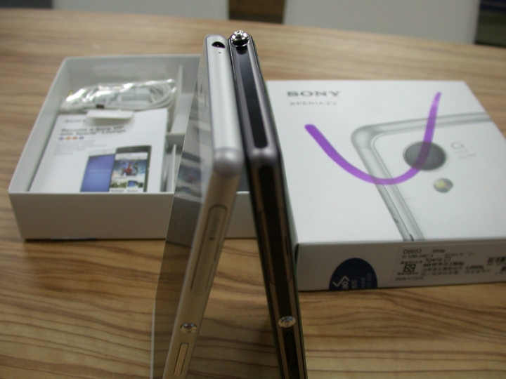 Z3白色近拍開箱