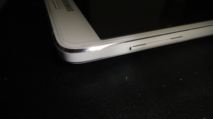 台灣大Note4續約白色開箱(還遇到機王)與包膜心得