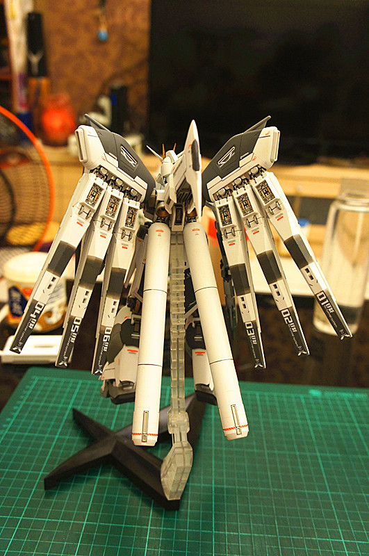 MG 1/100 Hi-v GUNDAM "Ver.Ka" 2號機改色版