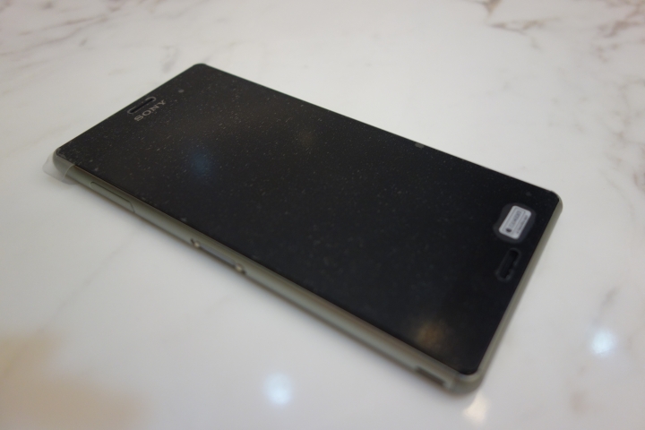【簡單開箱】金屬綠色系 Sony Xperia Z3 銀箔綠