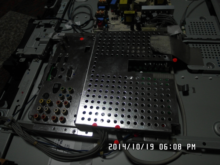 LG 32LC4D  自動關機 DIY更換機板