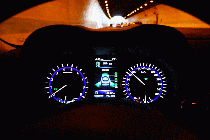 [INFINITI Q50S HYBRID 超豪華科技的試駕體驗]