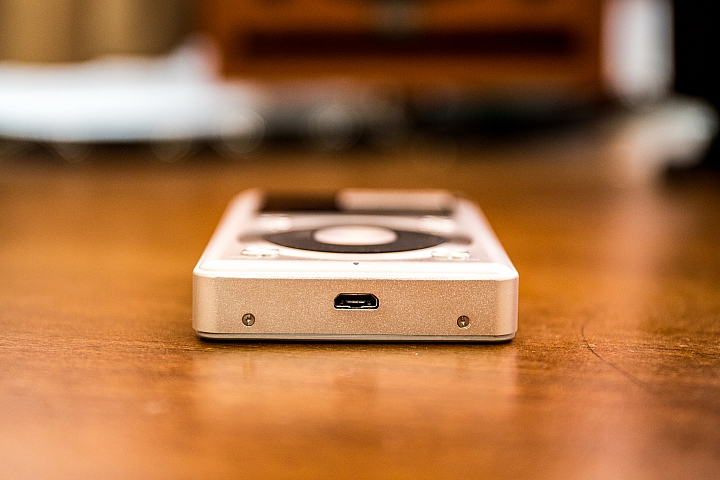 【開箱】Fiio X1 便攜高清無損音樂播放器