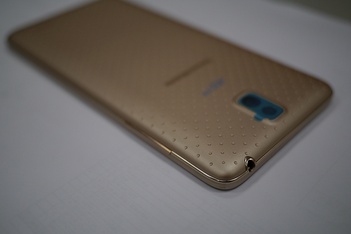 TWM Amazing X3 (4G LTE)開箱