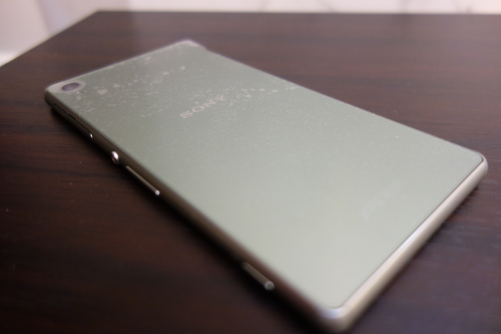 【簡單開箱】金屬綠色系 Sony Xperia Z3 銀箔綠