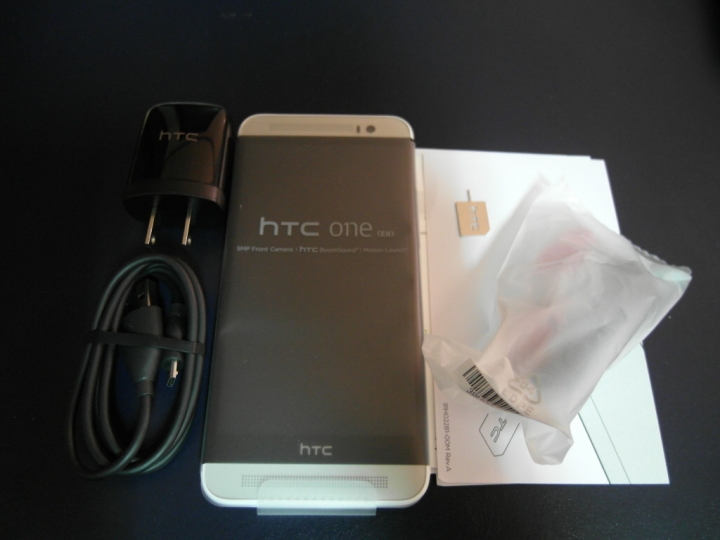 HTC E8 簡單開箱白