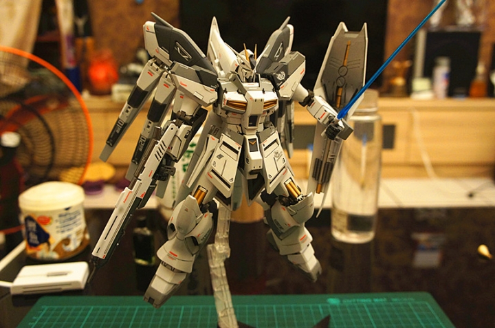MG 1/100 Hi-v GUNDAM "Ver.Ka" 2號機改色版
