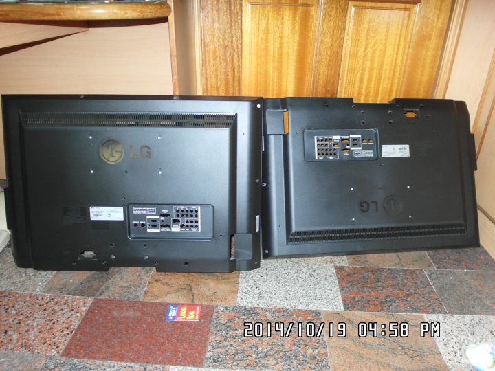 LG 32LC4D  自動關機 DIY更換機板