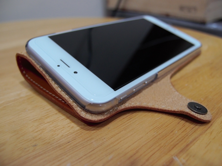 【分享】JACA JACA iPhone 6 Plus 保護皮套開箱文